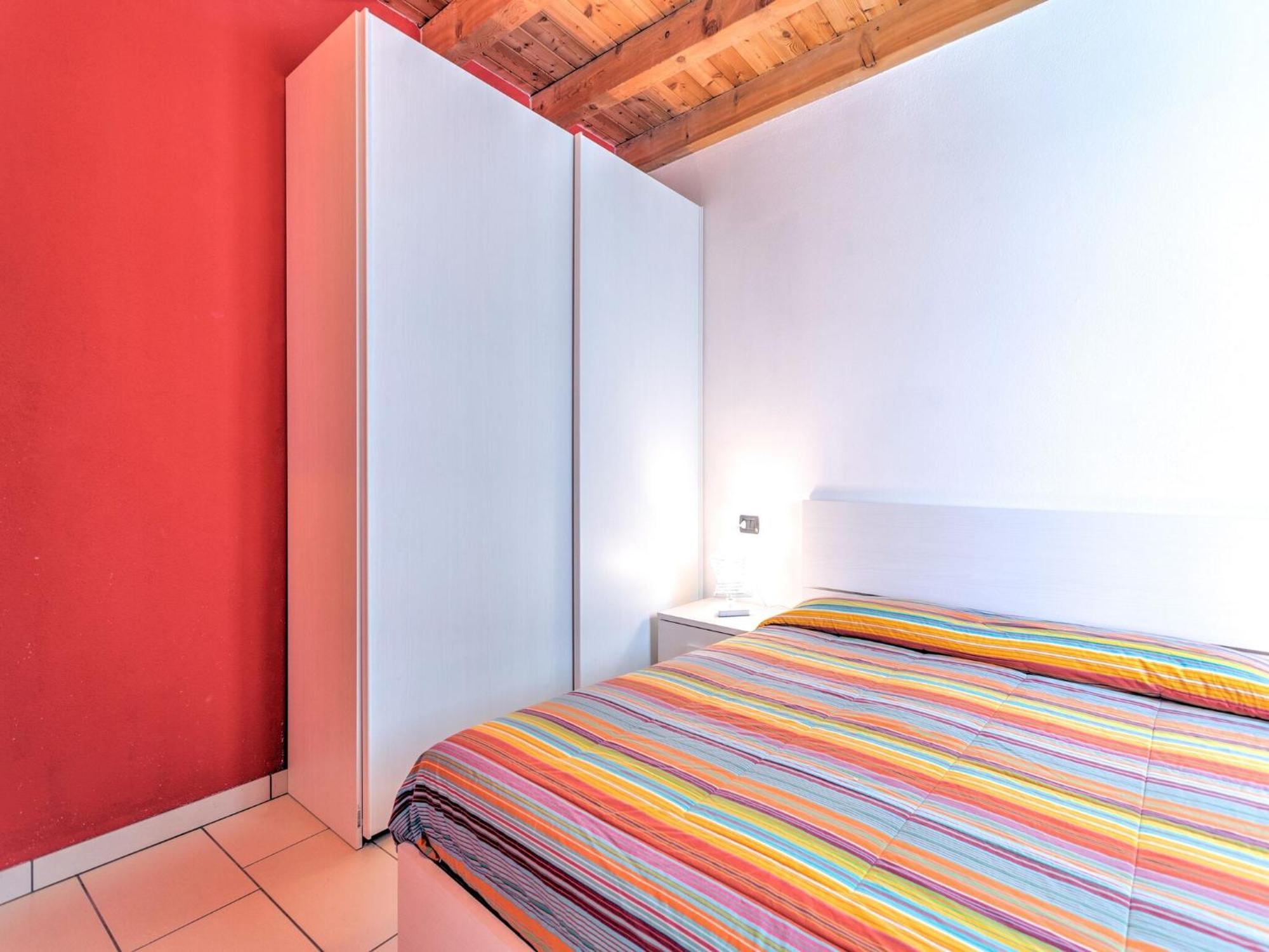 Wonderful Flat With Swimming Pool Lift And Garden Apartment Gravedona Luaran gambar