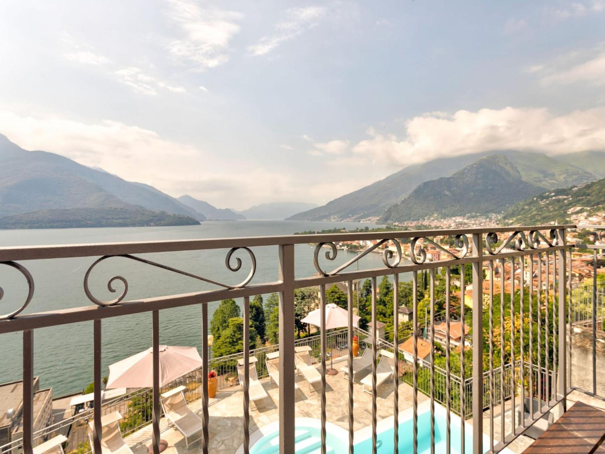 Wonderful Flat With Swimming Pool Lift And Garden Apartment Gravedona Luaran gambar