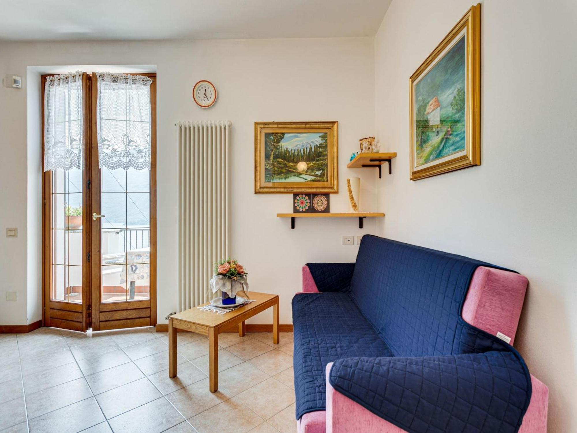 Wonderful Flat With Swimming Pool Lift And Garden Apartment Gravedona Luaran gambar